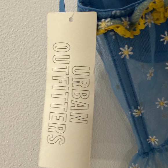 Urban Outfitters Light Blue Daisy Mesh Bustier with Yellow Trim - Picture 3 of 4